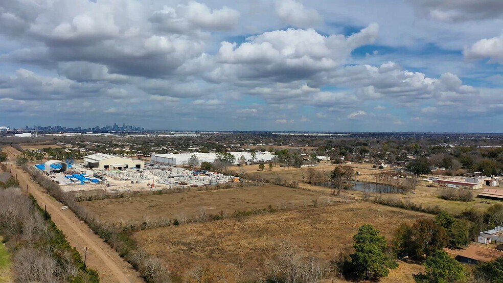 13542 Del Papa St, Houston, TX à vendre - Vidéo sur l’annonce professionnelle – Image 2 sur 4