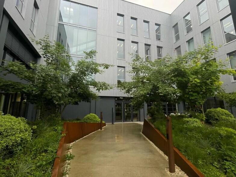 Bureau dans Cesson-Sévigné à louer - Photo de l’immeuble – Image 2 sur 21