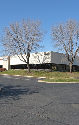 Plus de détails pour 9600 76th St W, Eden Prairie, MN - Local d’activités à vendre