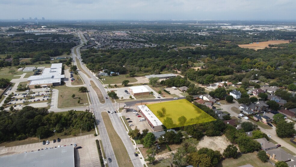 901 Sandy Ln, Fort Worth, TX à vendre - Photo de l’immeuble – Image 3 sur 8