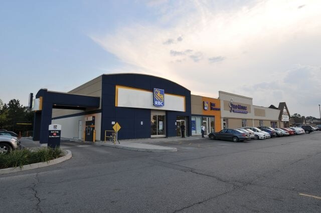 5051 Highway 7 E, Markham, ON à louer - Photo de l’immeuble – Image 3 sur 10