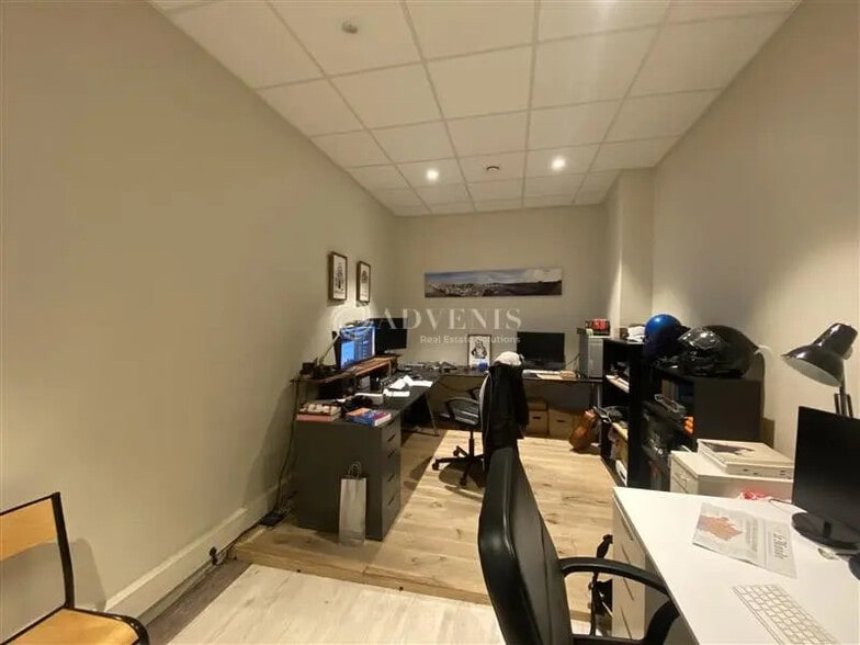 Bureau dans Paris à louer - Photo de l’immeuble – Image 3 sur 7