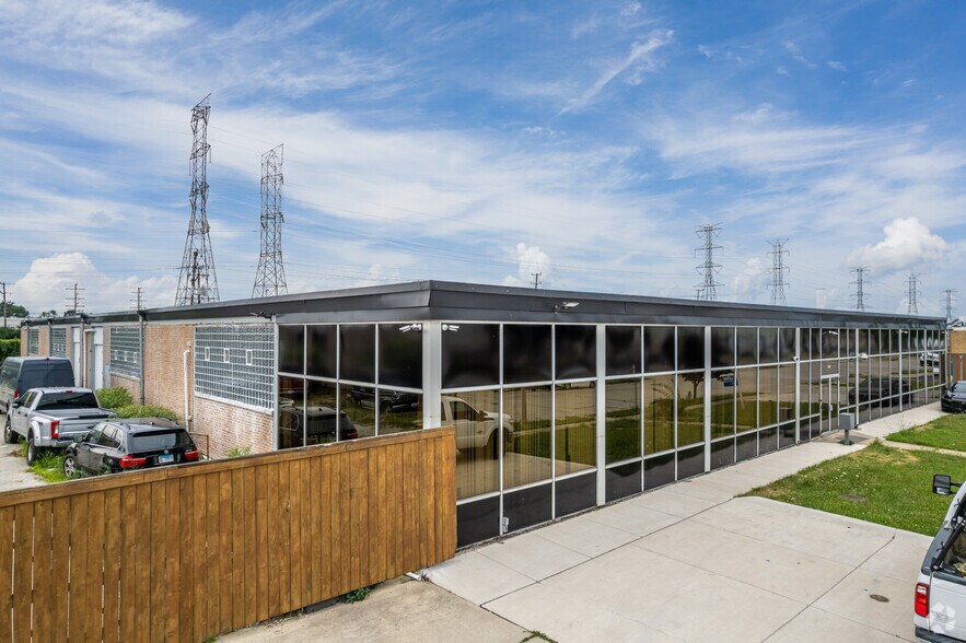 625 Factory Rd, Addison, IL à vendre - Photo de l’immeuble – Image 3 sur 35