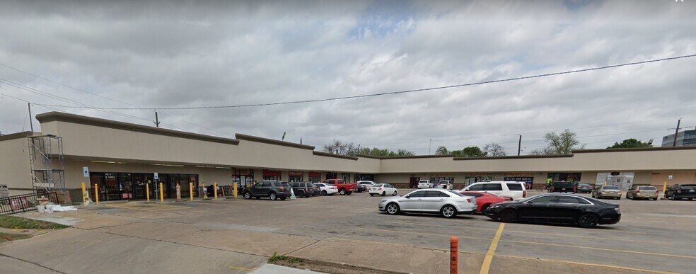 8104 W Tidwell, Houston, TX à louer - Photo de l’immeuble – Image 3 sur 4