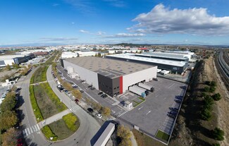 Plus de détails pour Industriel/Logistique à louer