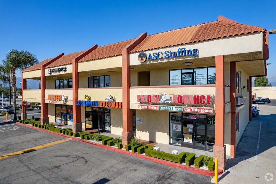 1624-1642 Puente Ave, Baldwin Park, CA à louer - Photo de l’immeuble – Image 2 sur 26