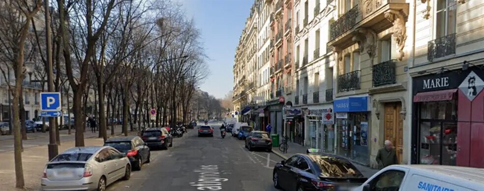 Local commercial dans Paris à louer - Photo de l’immeuble – Image 2 sur 2