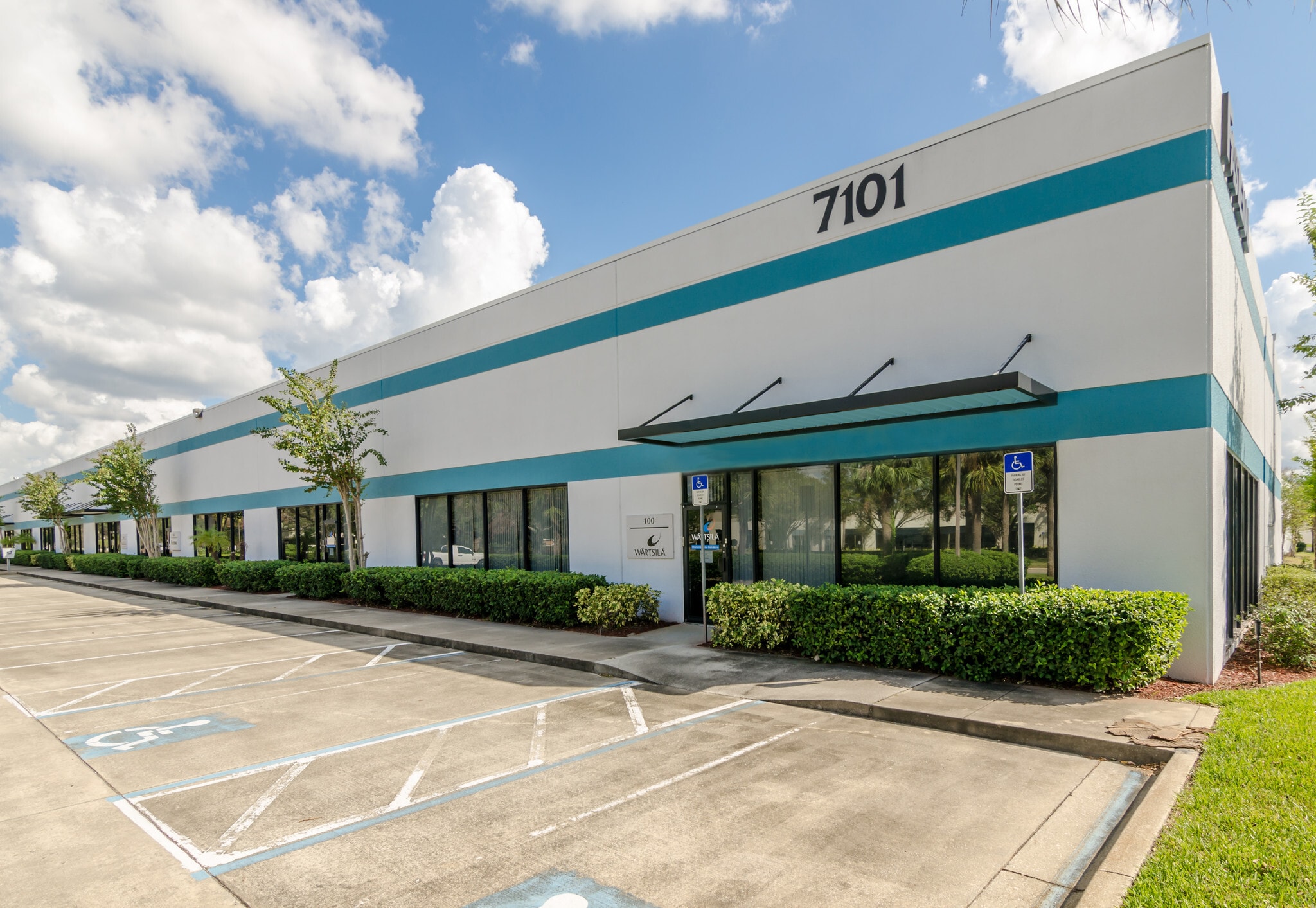 7101 Presidents Dr, Orlando, FL à louer Photo intérieure– Image 1 sur 1