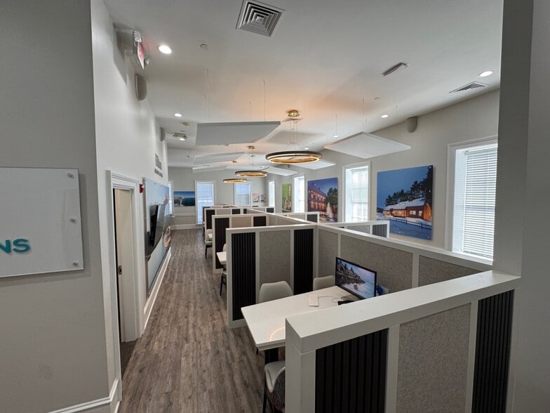 211-224 W Saint Julian St, Savannah, GA à louer - Photo intérieure – Image 3 sur 9