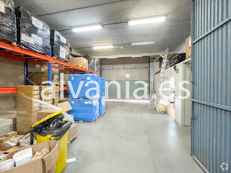 Industriel/Logistique dans Leganés, Madrid à vendre - Photo de l’immeuble – Image 2 sur 12