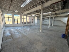 207-229 42nd St, Brooklyn, NY à louer Photo intérieure– Image 1 sur 4