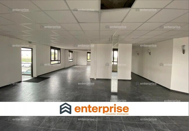 Plus de détails pour Bureau à louer