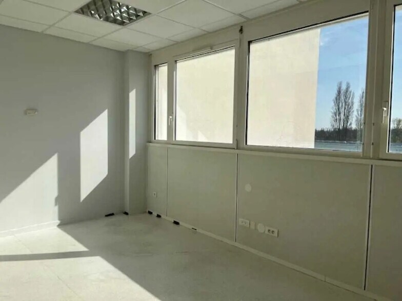 Rue Des Satellites, Toulouse à louer - Photo intérieure – Image 2 sur 8