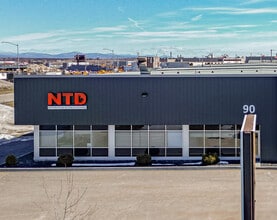 90 Rue De Rotterdam, Saint-Augustin-de-Desmaures, QC à louer Photo de l’immeuble– Image 2 sur 14