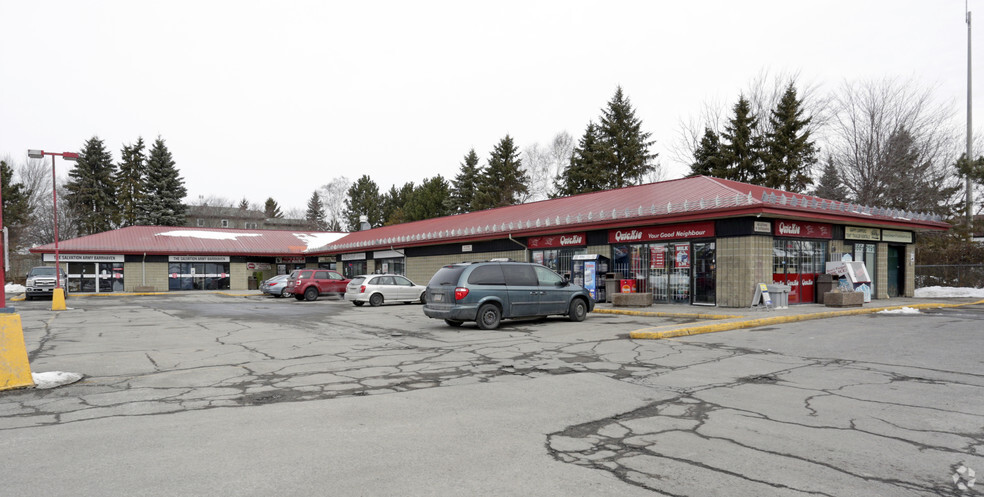 2201 Jockvale Rd, Nepean, ON à vendre - Photo de l’immeuble – Image 3 sur 4