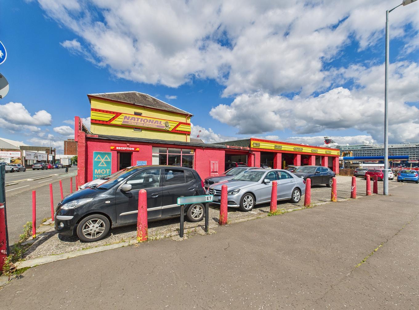 198-200 Greenock, Greenock à louer Photo de l’immeuble– Image 1 sur 4