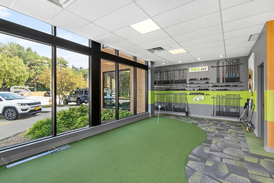 12951 University Ave, Clive, IA à louer - Photo intérieure – Image 3 sur 7