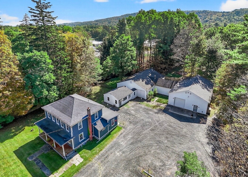 1 Overlook Dr, Woodstock, NY à vendre Photo principale– Image 1 sur 17