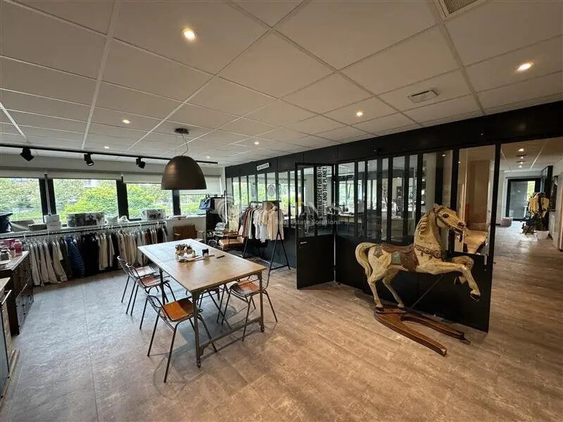 Bureau dans Schiltigheim à louer Photo de l’immeuble– Image 1 sur 8