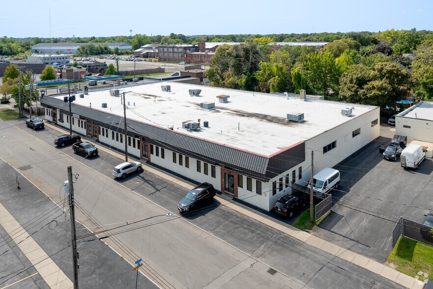 25-45 Rutter St, Rochester, NY à louer - Aérien – Image 2 sur 38