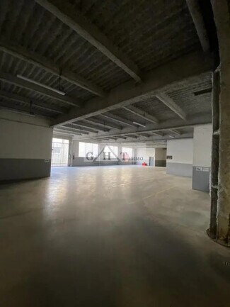 Plus de détails pour Industriel/Logistique à louer