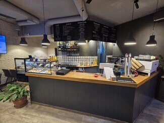 Plus de détails pour Local commercial à louer