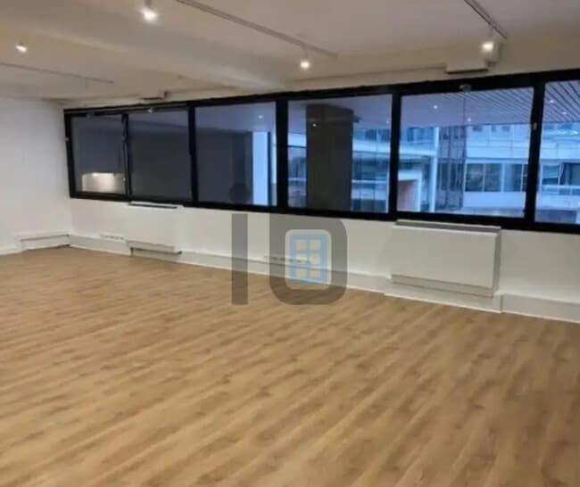 Plus de détails pour Bureau à vendre