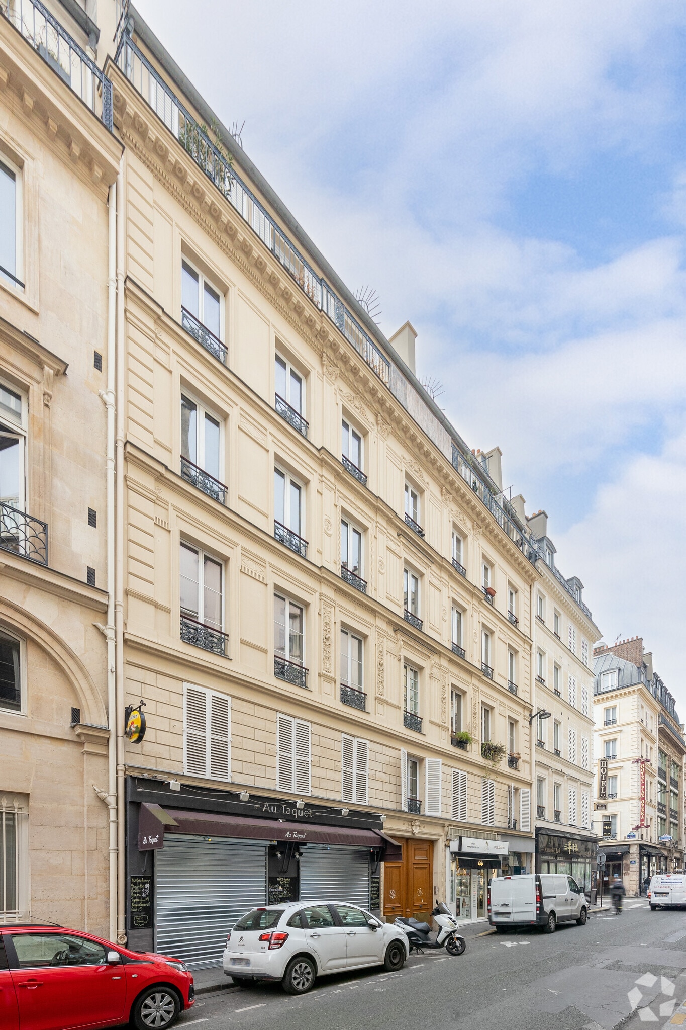 Local commercial dans Paris à louer Photo principale– Image 1 sur 3