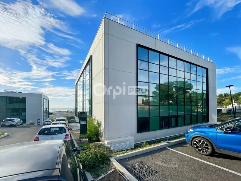 Bureau dans La Ciotat à louer Photo de l’immeuble– Image 1 sur 12