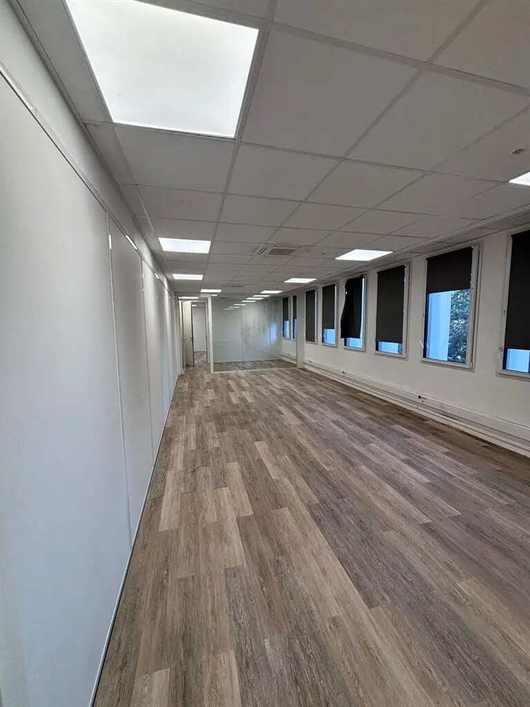 Bureau dans Charenton-le-Pont à vendre Photo intérieure– Image 1 sur 11