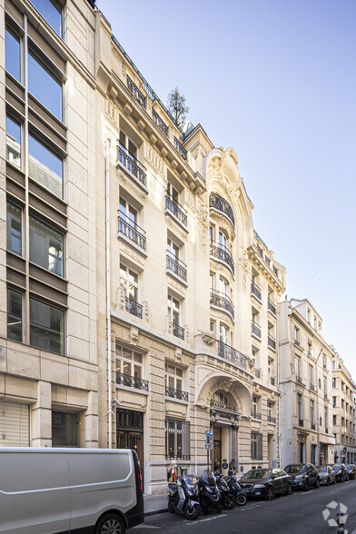 Espace de coworking dans Paris à louer - Photo de l’immeuble – Image 2 sur 5