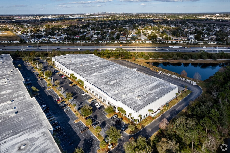 7272 Kingspointe Pky, Orlando, FL à louer - Aérien – Image 3 sur 5