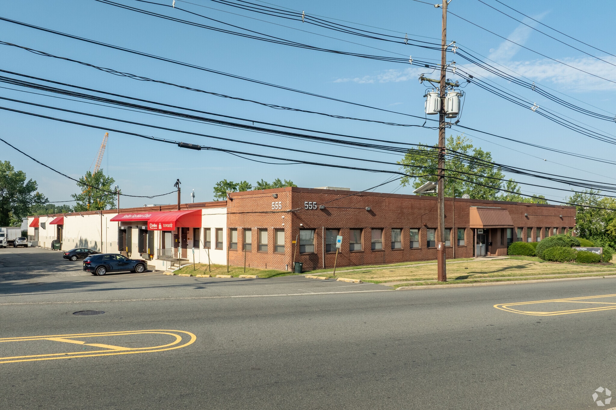 555 Secaucus Rd, Secaucus, NJ à louer Photo de l’immeuble– Image 1 sur 9