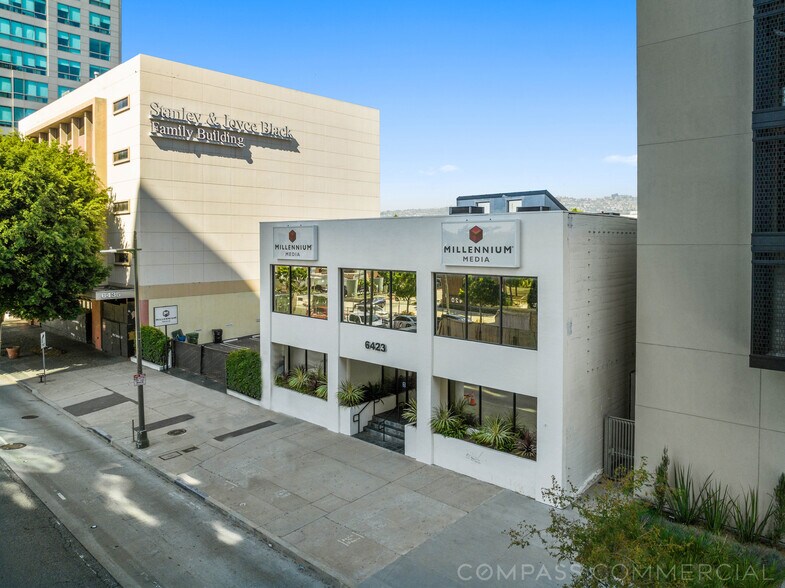 6423 Wilshire Blvd, Los Angeles, CA à louer - Photo de l’immeuble – Image 3 sur 31