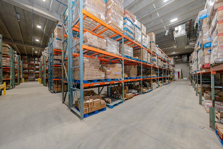 18770 NE 6th Ave, Miami, FL à louer - Photo intérieure – Image 3 sur 12