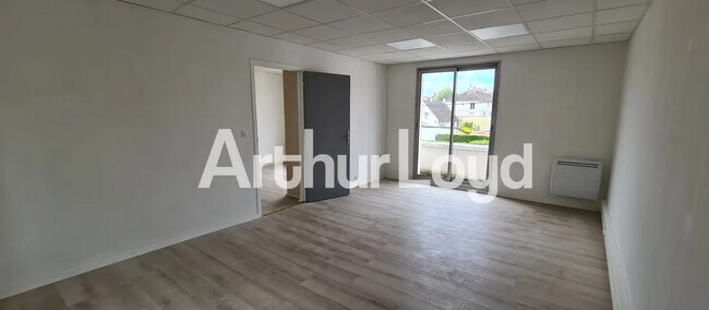 Plus de détails pour Bureau à louer