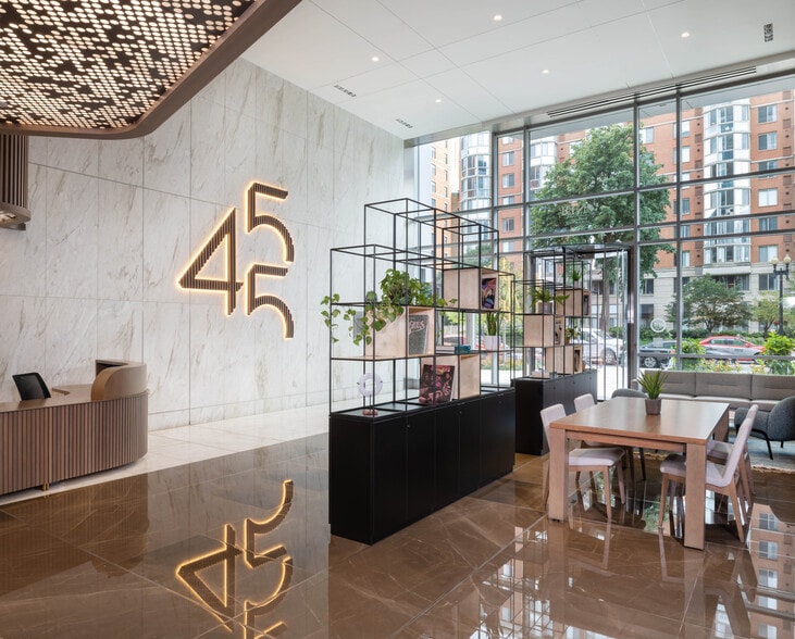 455 Massachusetts Ave NW, Washington, DC à louer - Hall d’entrée – Image 3 sur 8