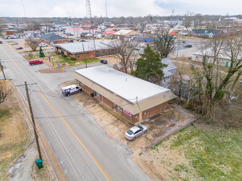 200 Linden Ave, Hohenwald, TN à vendre - Photo de l’immeuble – Image 3 sur 12