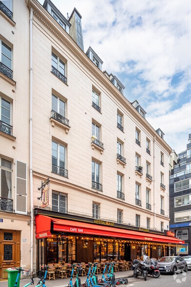 28 Rue De Caumartin, Paris à louer - Photo de l’immeuble – Image 3 sur 11