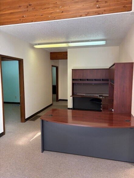 24461 Welches Rd, Welches, OR à louer - Photo de l’immeuble – Image 3 sur 15