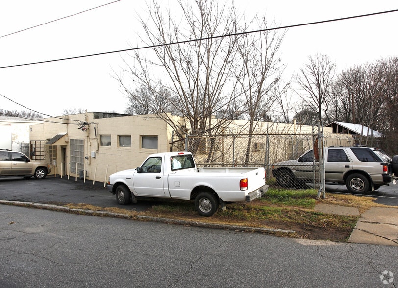 792 SW Windsor St, Atlanta, GA à louer - Photo principale – Image 1 sur 24