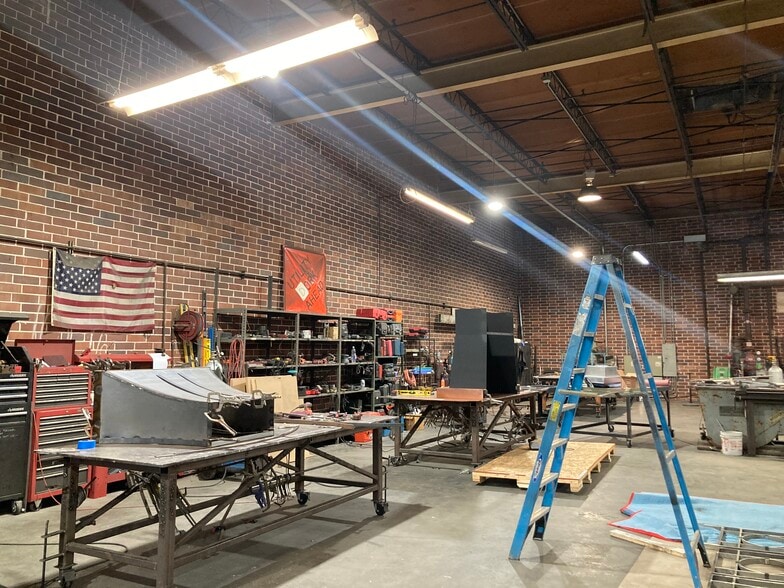 979 Donnelly Ave SW, Atlanta, GA à vendre - Photo intérieure – Image 3 sur 15