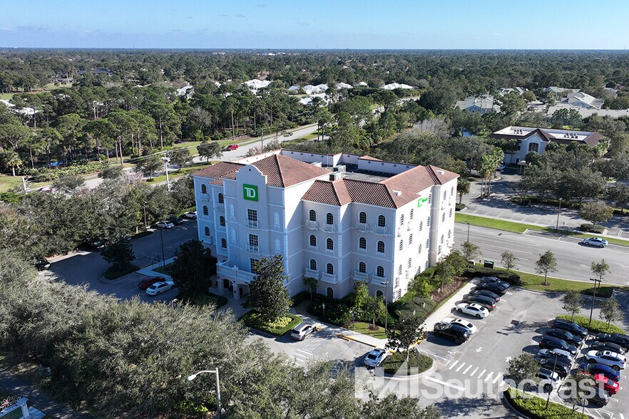 1660 SW St Lucie West Blvd, Port Saint Lucie, FL à louer - Photo de l’immeuble – Image 3 sur 14