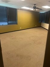 6009 Richmond Ave, Houston, TX à louer Photo de l’immeuble– Image 1 sur 16