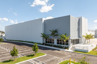 Plus de détails pour 11301 NW 97th Ave, Medley, FL - Industriel/Logistique à louer