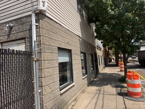 18-114 Central Ave, Chelsea, MA à louer Photo intérieure– Image 2 sur 11