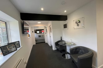 Latimer Rd, Latimer à louer Photo intérieure– Image 1 sur 3