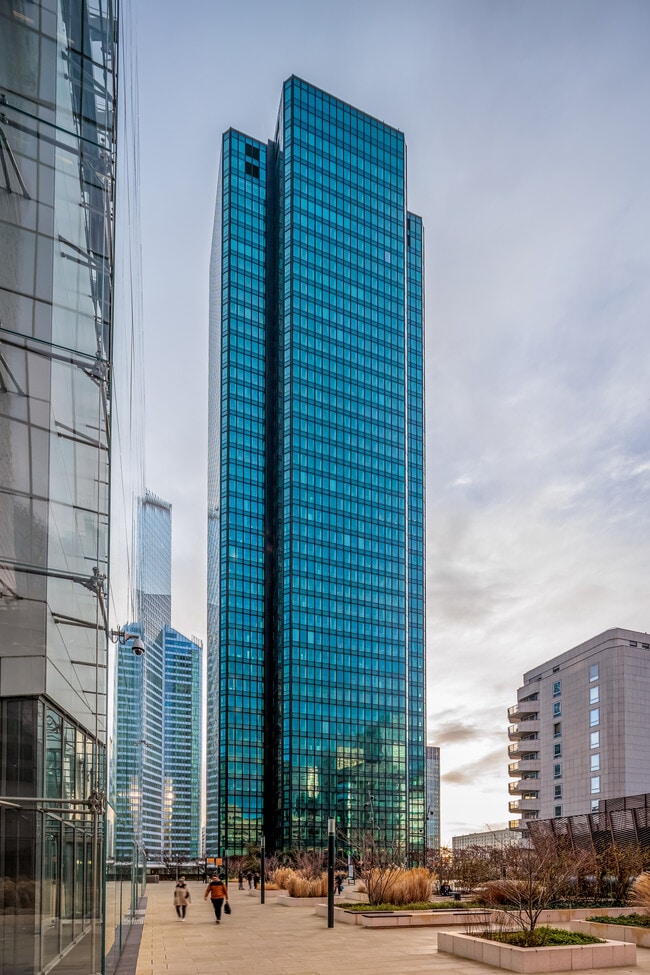 Plus de détails pour 16 Place De L'Iris, Courbevoie - Bureau à louer