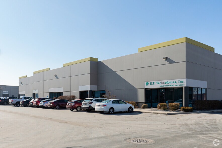 3060 W California Ave, Salt Lake City, UT à louer - Photo de l’immeuble – Image 1 sur 5
