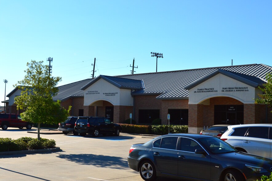 2655 Cordes Dr, Sugar Land, TX à louer - Photo de l’immeuble – Image 2 sur 4